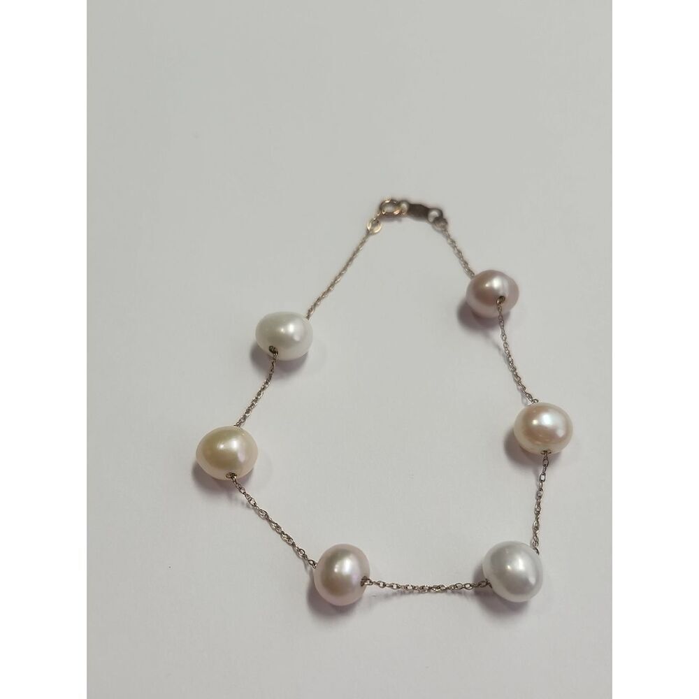 Classic Pearl Station Bracelet 10K Gold